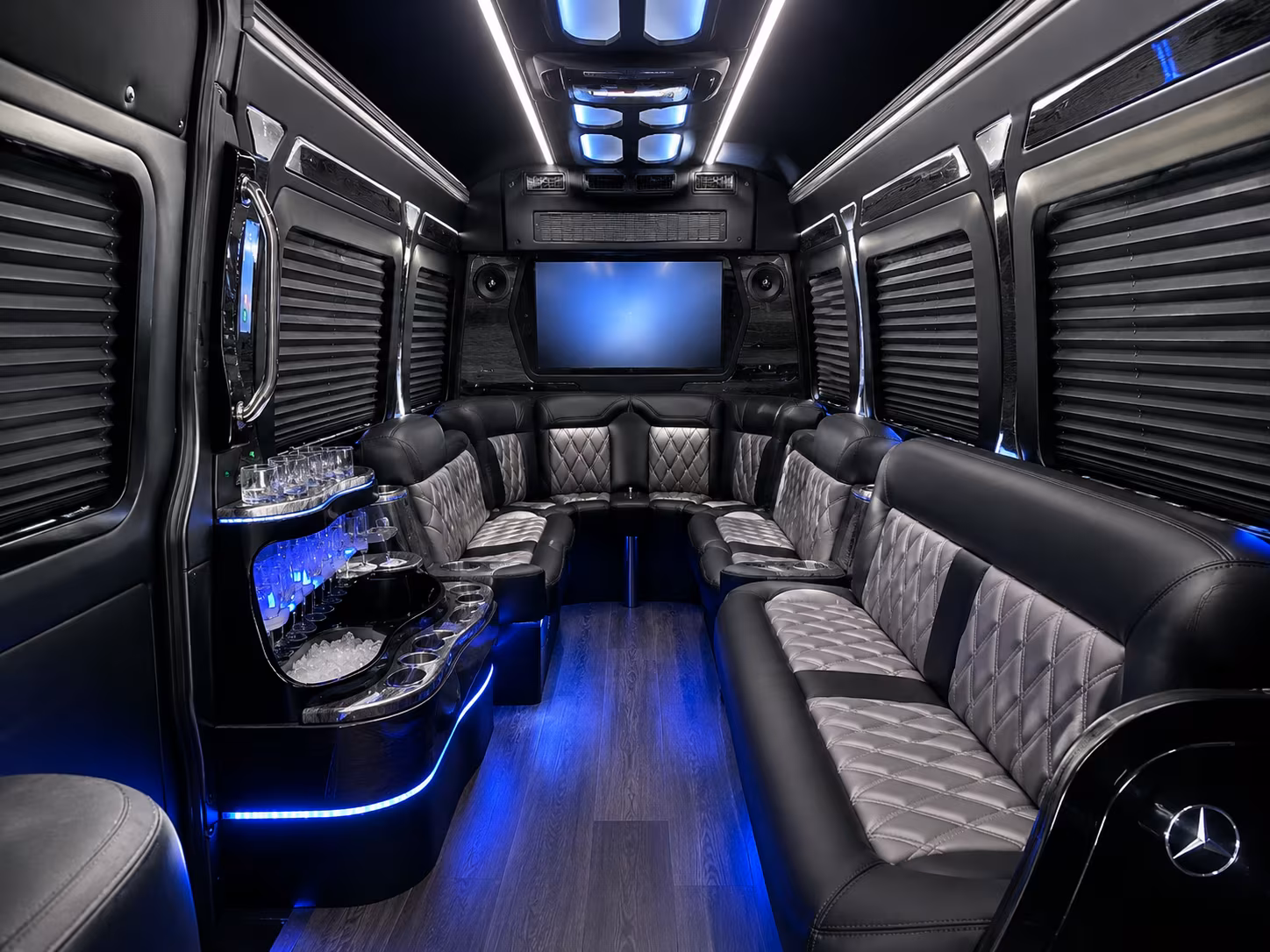 cross river shuttle service between council bluffs and omaha venues